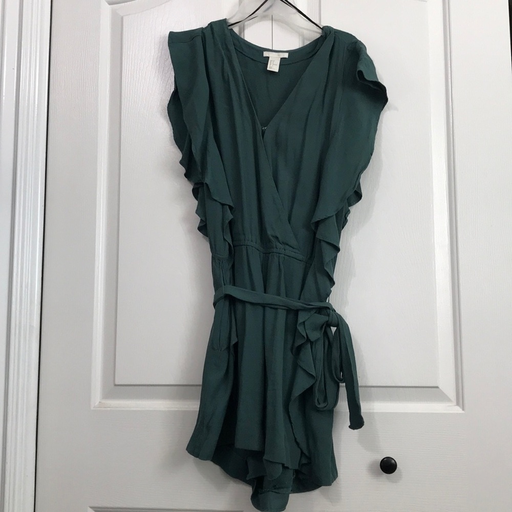Romper with waistline tie